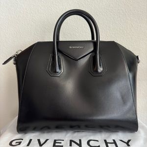 Authentic Givenchy Black Calfskin Leather Medium Antigona Bag